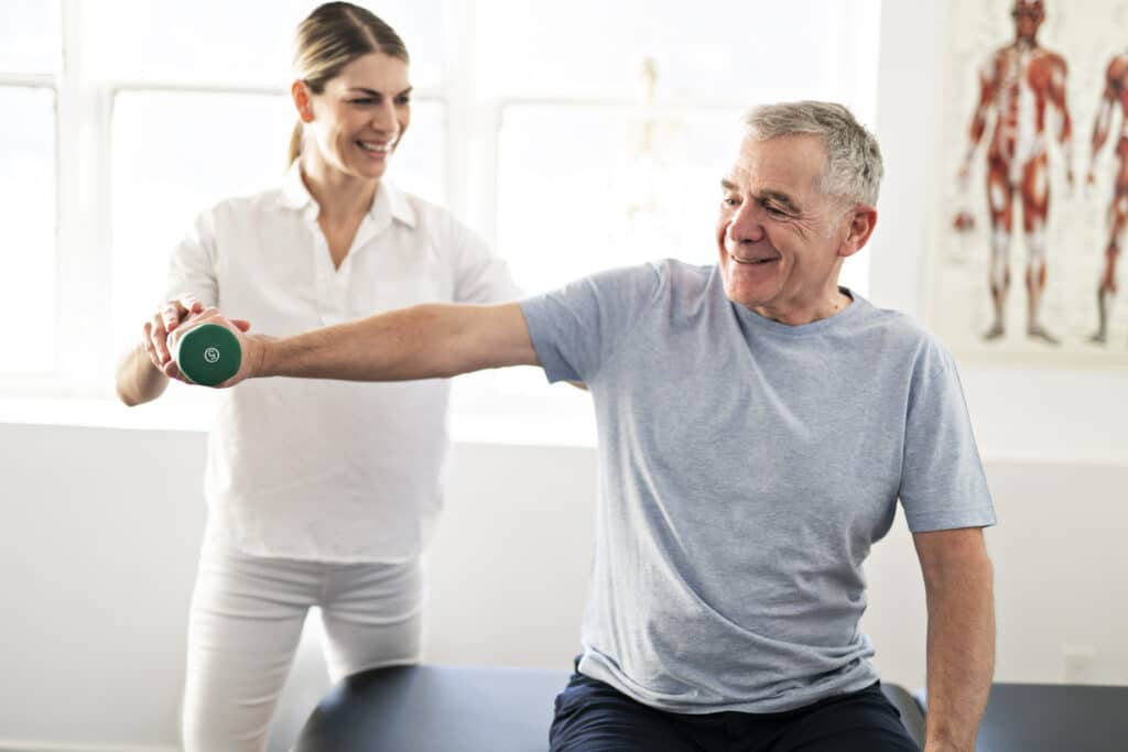 Schulterluxation: ausgekugelte Schulter